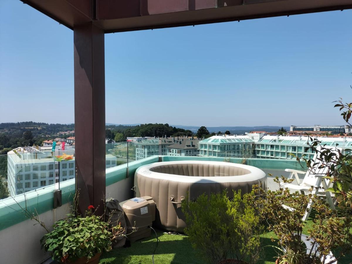Ferienwohnung Preciosa Habitacion Doble En Atico Con Terraza Santiago de Compostela Exterior foto